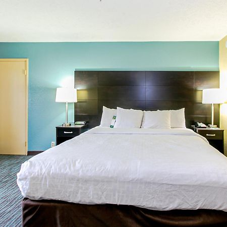 Quality Inn Dayton Airport Englewood Bagian luar foto