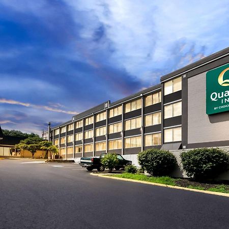 Quality Inn Dayton Airport Englewood Bagian luar foto